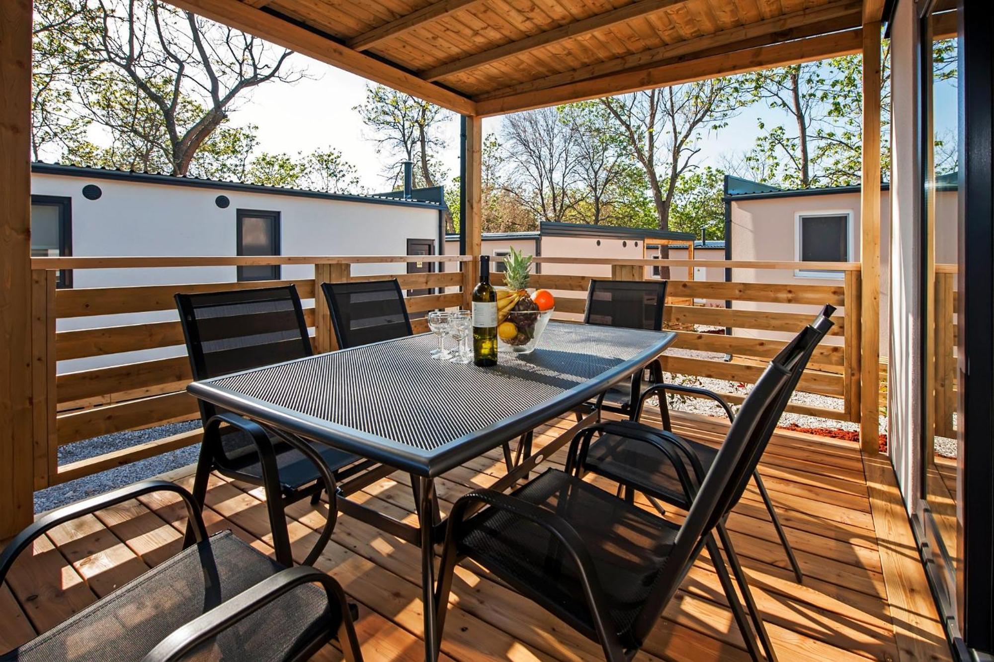 Eurocamp Mobile Homes At Campsite Puntica Funtana Luaran gambar